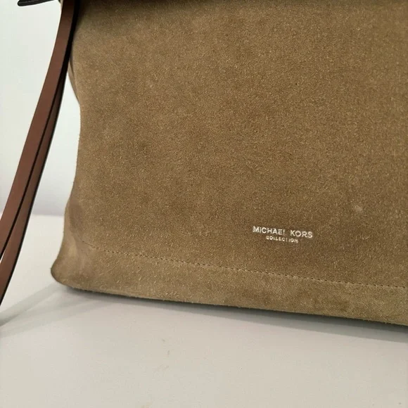 Michael Kors Collection Sedona Large Suede Flap Messenger Bag Tan Brown - Picture 5 of 14